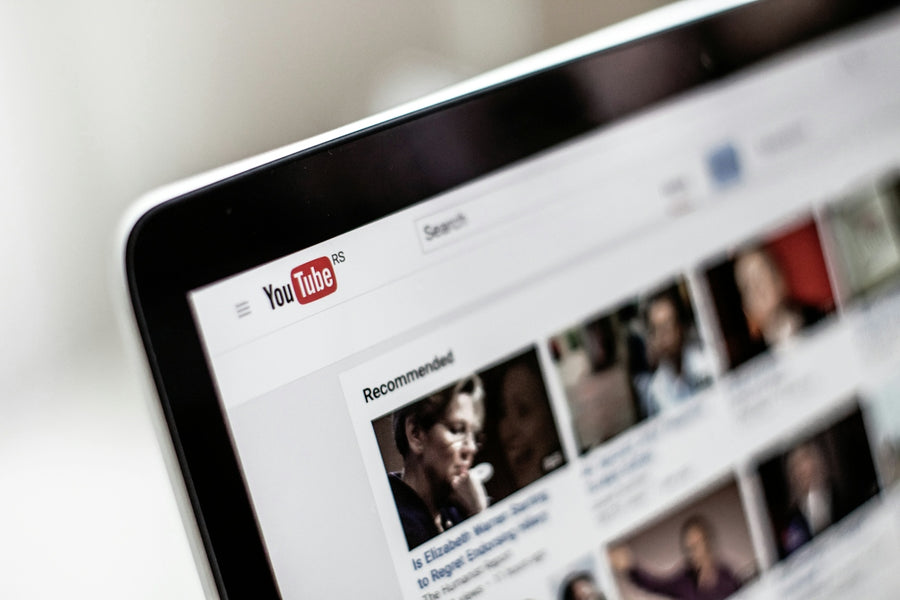 Ottimizzazione YouTube: Checklist delle Strategie Essenziali per Canali Emergenti
