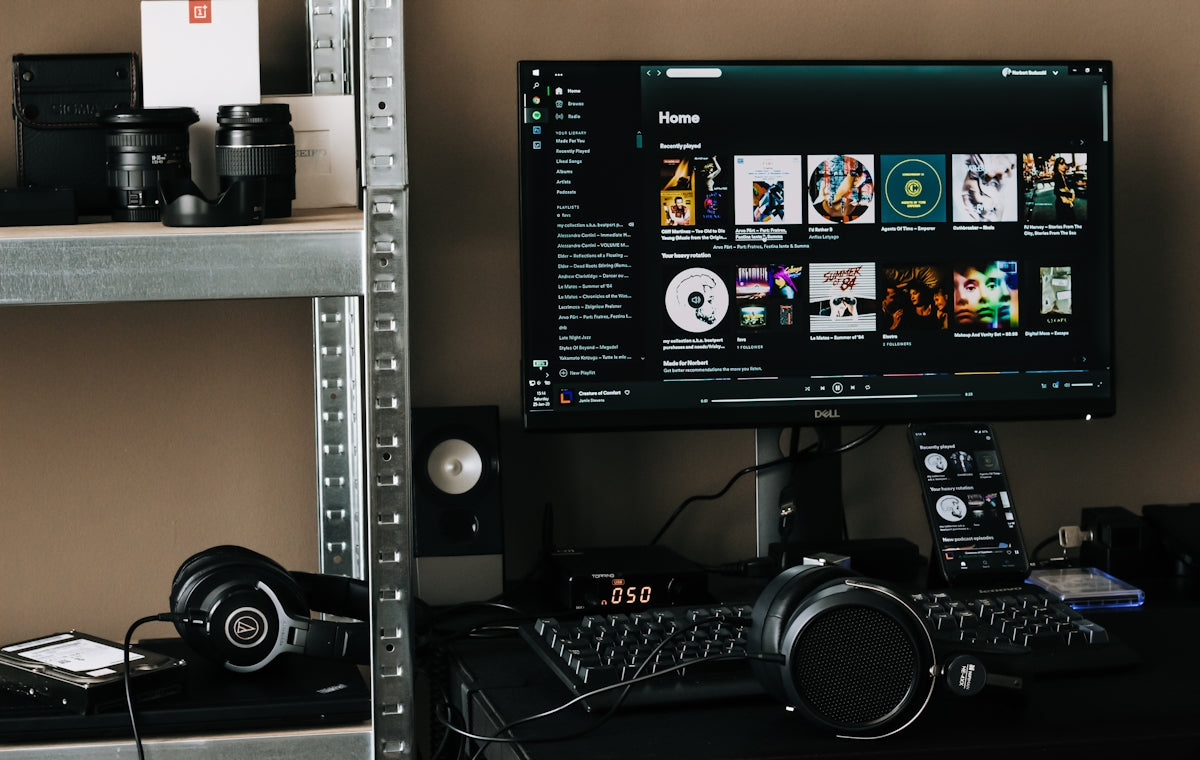 black flat screen computer monitor