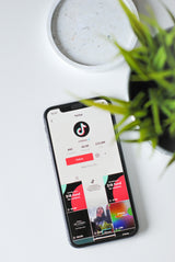 Guida Visualizzazioni Video TikTok: Aumenta la Visibilità del Tuo Brand