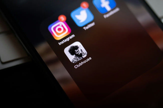 Aumentare social proof su Facebook: come le recensioni possono fare la differenza