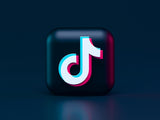 Strategia social media per aumentare visibilità ed engagement con follower veri italiani