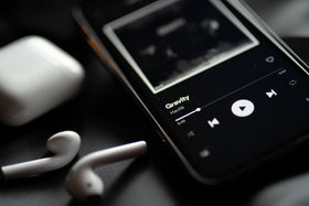 Come sfruttare gli stream Spotify per ottimizzare la tua presenza musicale