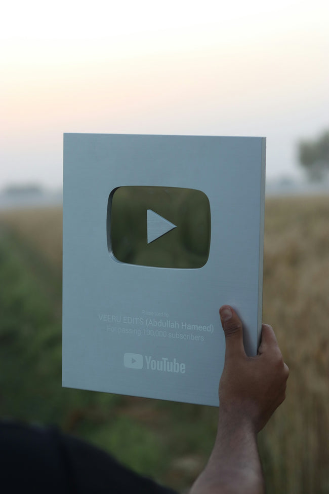 Commenti YouTube: Metodi per Accrescere le Interazioni Autentiche e Costanti