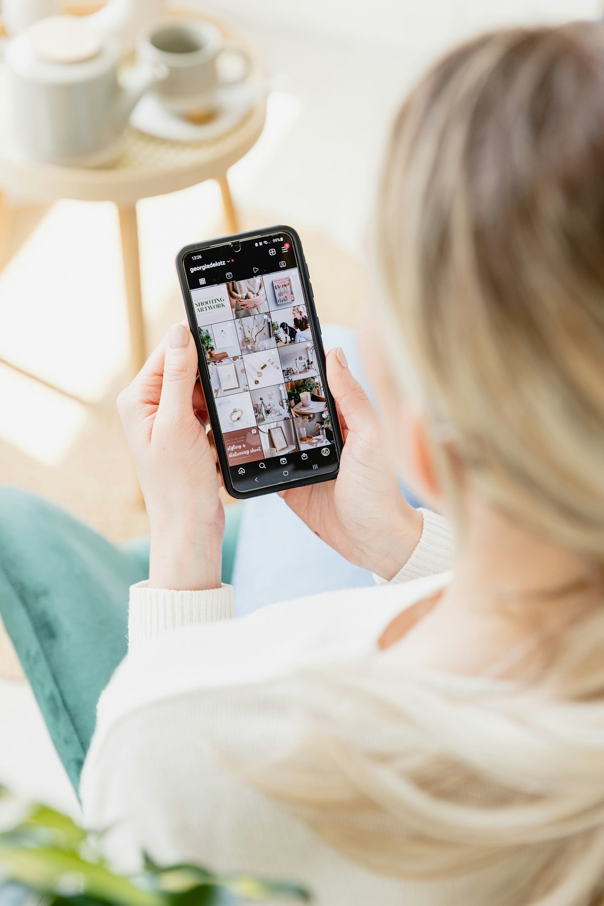 Come automatizzare il profilo social senza compromettere la professionalità e sicurezza