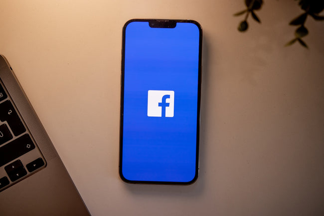 Come scegliere servizi Facebook ideali per crescita dinamica della pagina