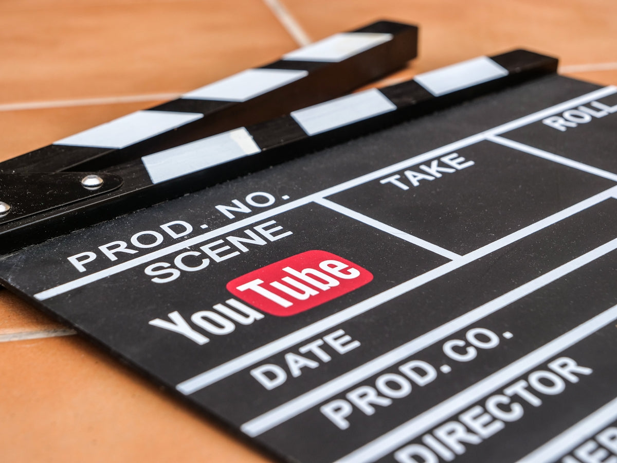 Ingaggiare il Pubblico: Migliorare i Commenti YouTube per una Crescita Costante