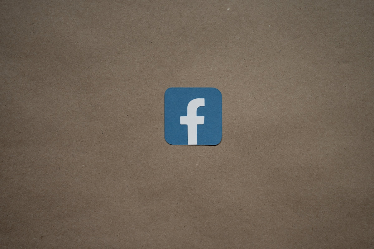 Guía paso a paso para mejorar las reseñas de Facebook y atraer clientes potenciales