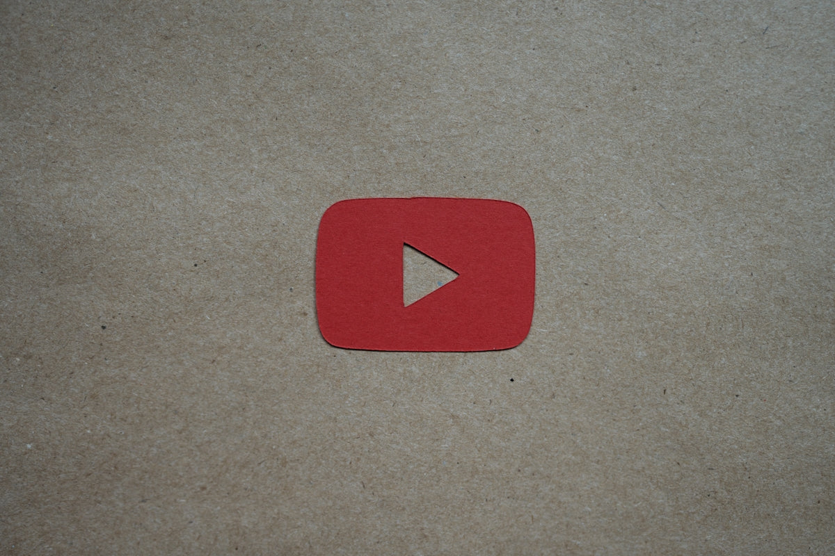 I Passaggi Fondamentali per un Benefico Crescita YouTube Channel Sempreverde